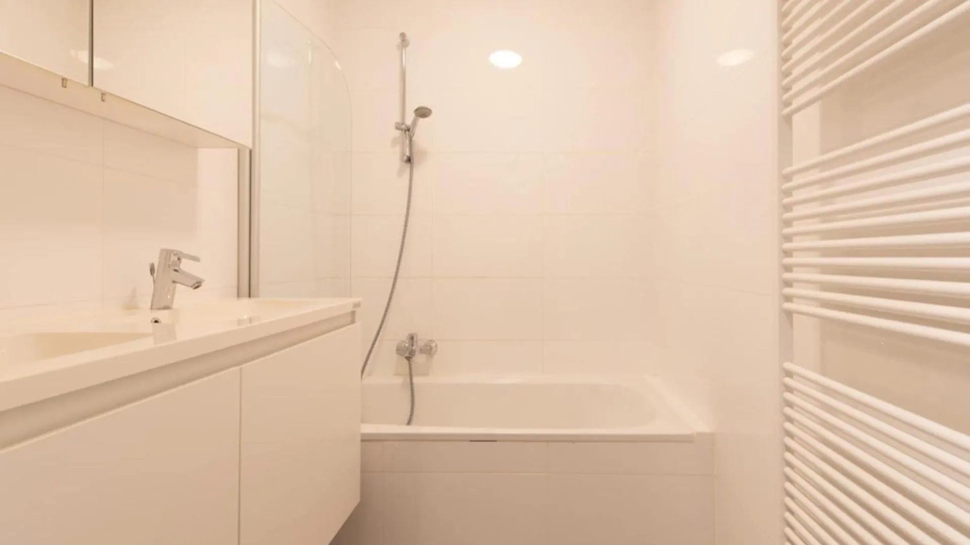Pretty Apartment With Balcony Ostend